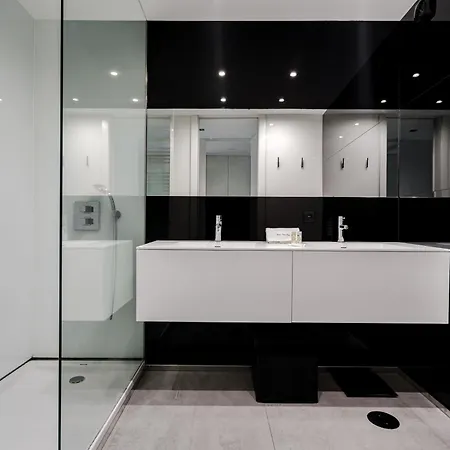 River Town View - Luxury With Jacuzzi On Terrace *