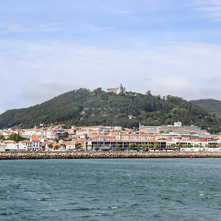 River Town View - Luxury With Jacuzzi On Terrace شقة *