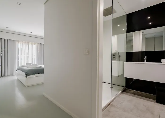 River Town View - Luxury With Jacuzzi On Terrace