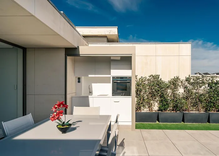 Apartament River Town View - Luxury With Jacuzzi On Terrace