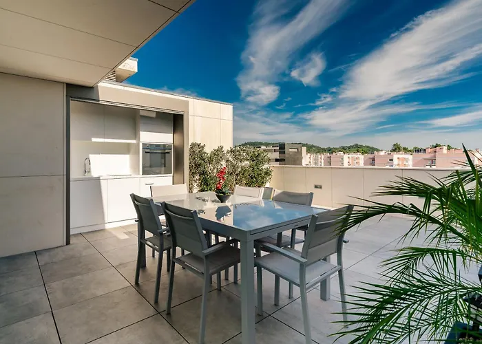 Apartament River Town View - Luxury With Jacuzzi On Terrace *