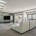 River Town View - Luxury With Jacuzzi On Terrace Apartment *