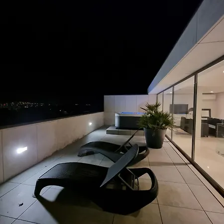 River Town View - Luxury With Jacuzzi On Terrace فيانا دو كاستيلو