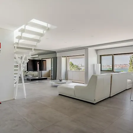 River Town View - Luxury With Jacuzzi On Terrace Viana do Castelo