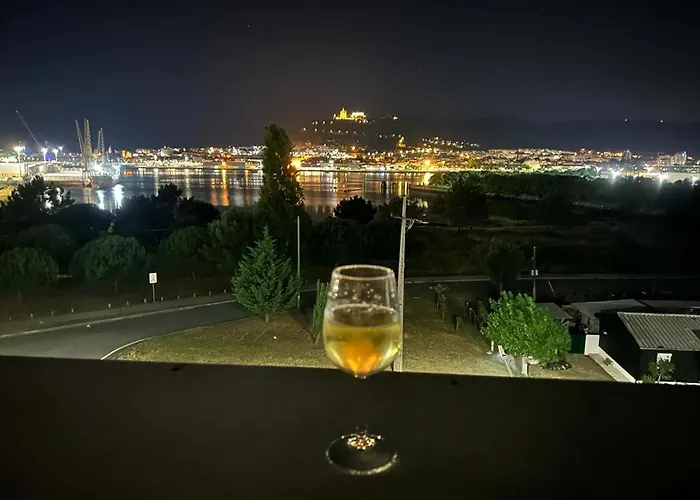 Apartment River Town View - Luxury With Jacuzzi On Terrace Viana do Castelo