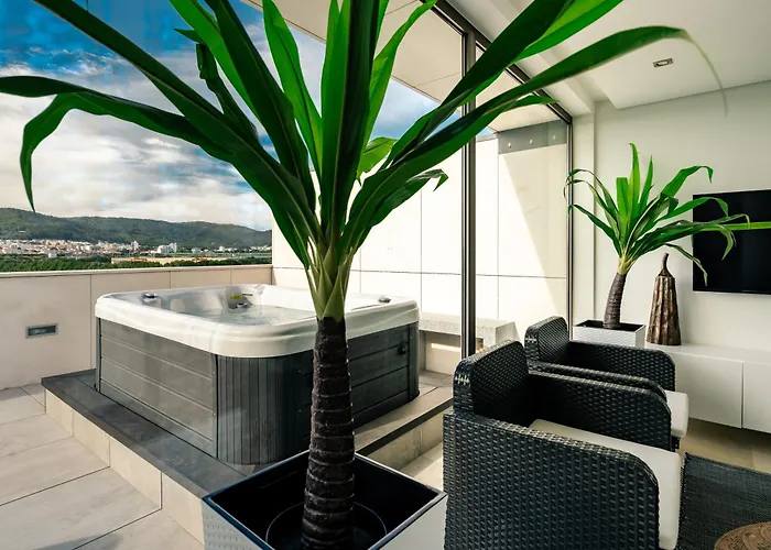 River Town View - Luxury With Jacuzzi On Terrace * Viana do Castelo