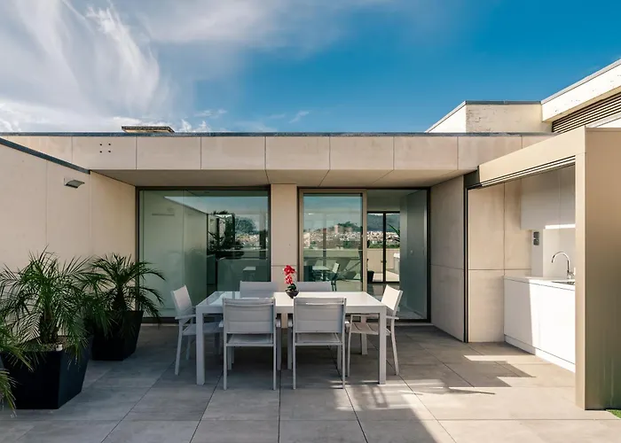 River Town View - Luxury With Jacuzzi On Terrace Apartment