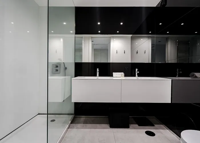 River Town View - Luxury With Jacuzzi On Terrace *